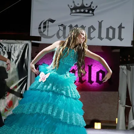 Camelot Szálloda