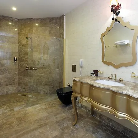 Hotel Camelot